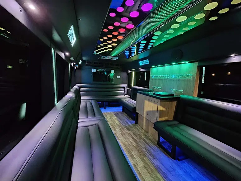 Toronto limo bus rental