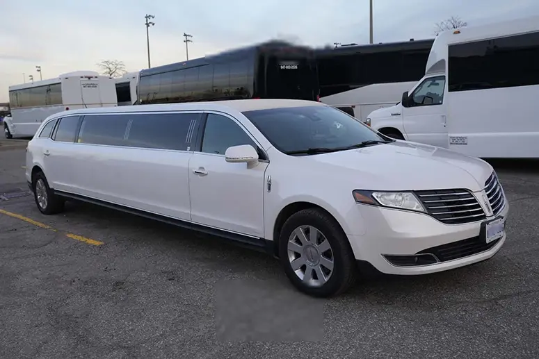 Luxury limousine rental Toronto